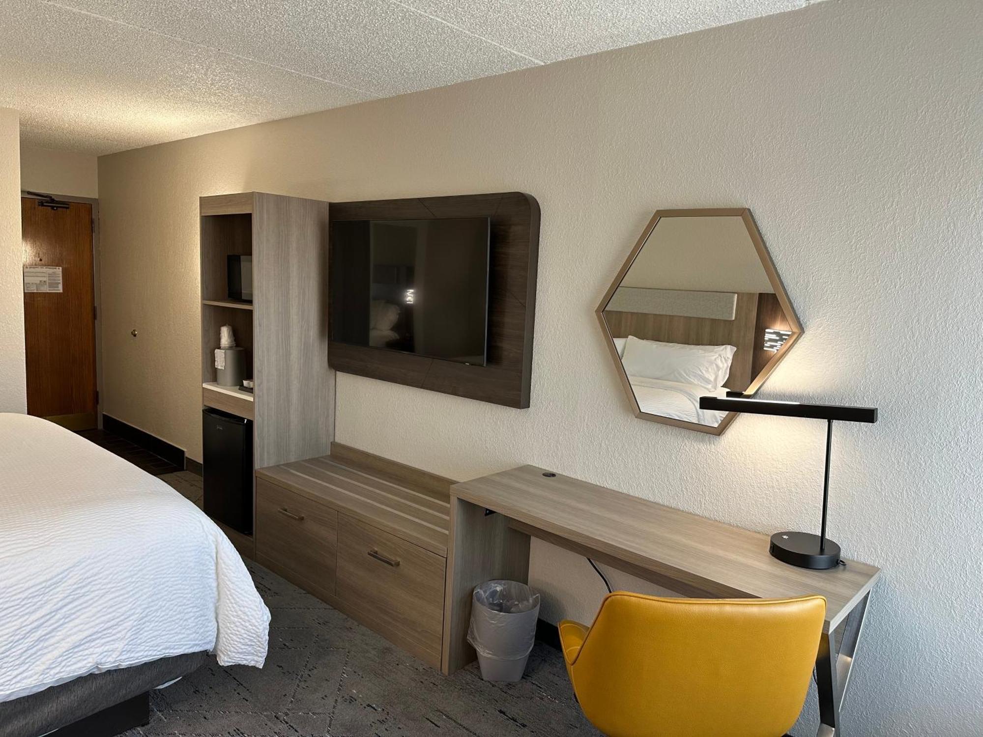 Holiday Inn Express & Suites Eden Prairie - Minneapolis, An Ihg Hotel Bagian luar foto