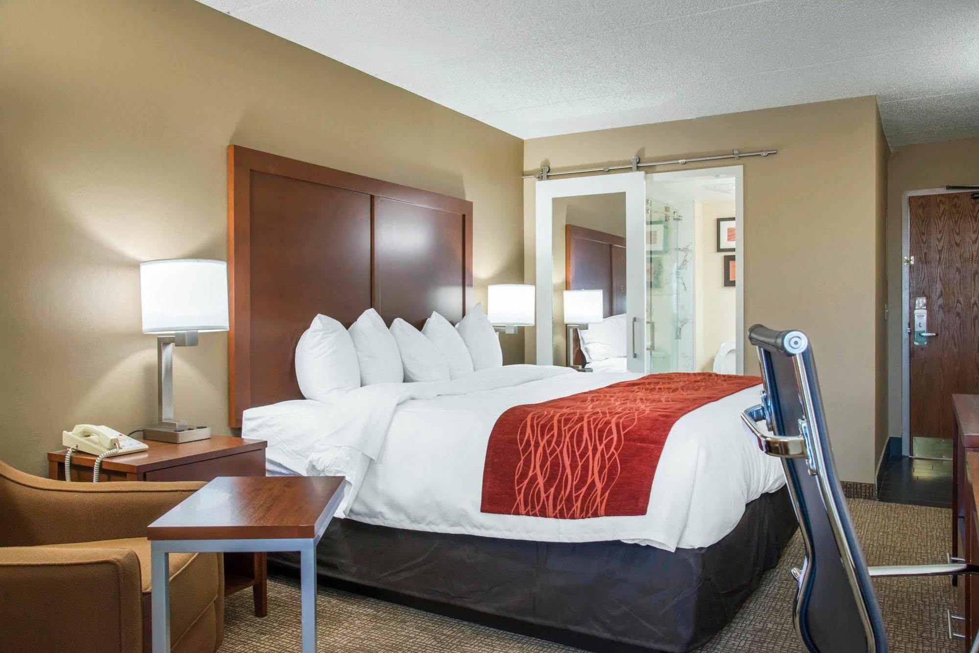 Holiday Inn Express & Suites Eden Prairie - Minneapolis, An Ihg Hotel Bagian luar foto
